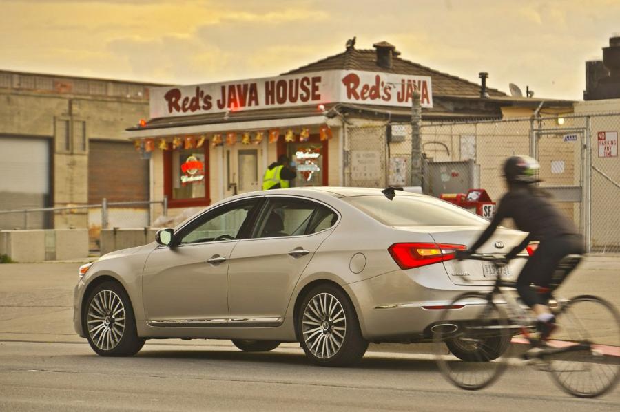  Kia Cadenza 2014 года  (фото 33 из 154)